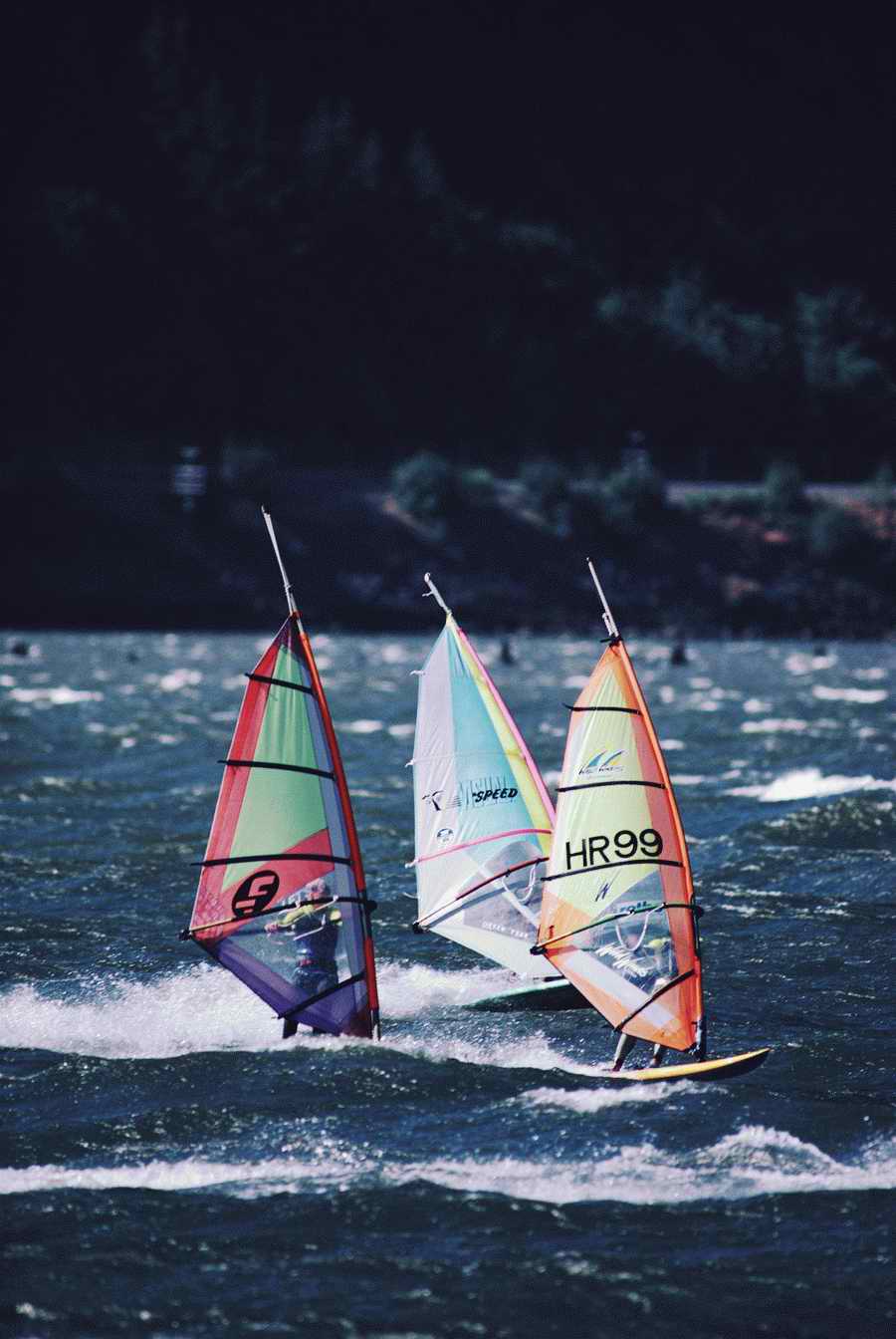 People & Lifestyles - Photodisc ></a>
<script language=JavaScript> 
  var txt = 