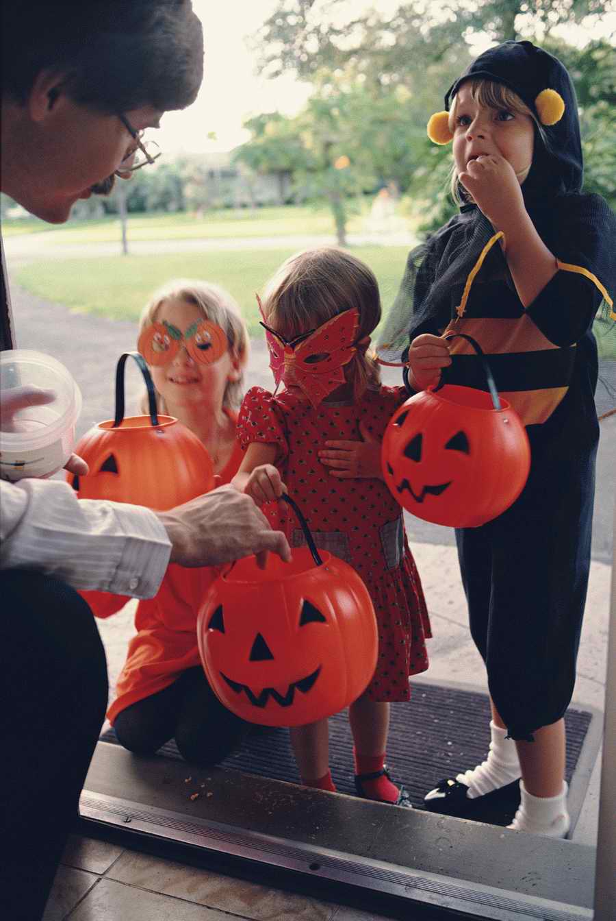 People & Lifestyles - Photodisc ></a>
<script language=JavaScript> 
  var txt = 