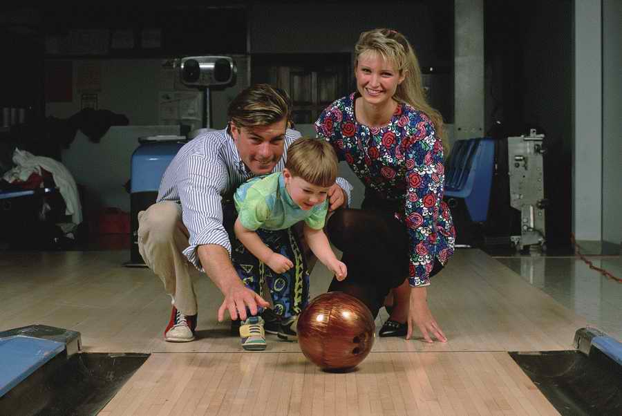 People & Lifestyles - Photodisc ></a>
<script language=JavaScript> 
  var txt = 