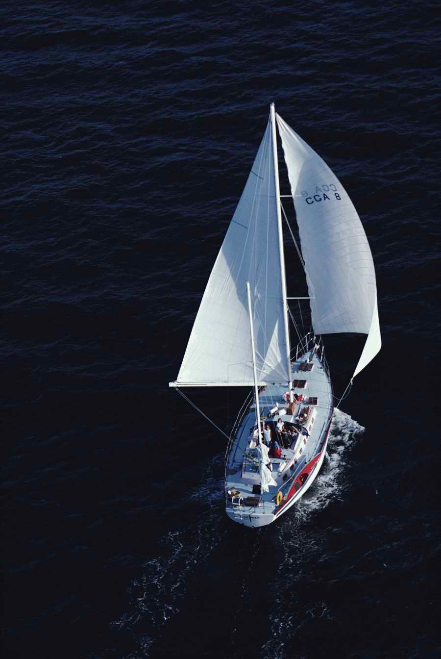 People & Lifestyles - Photodisc ></a>
<script language=JavaScript> 
  var txt = 