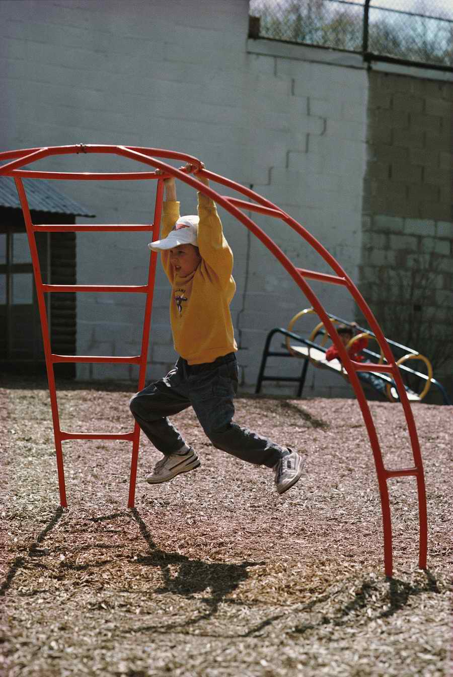 People & Lifestyles - Photodisc ></a>
<script language=JavaScript> 
  var txt = 