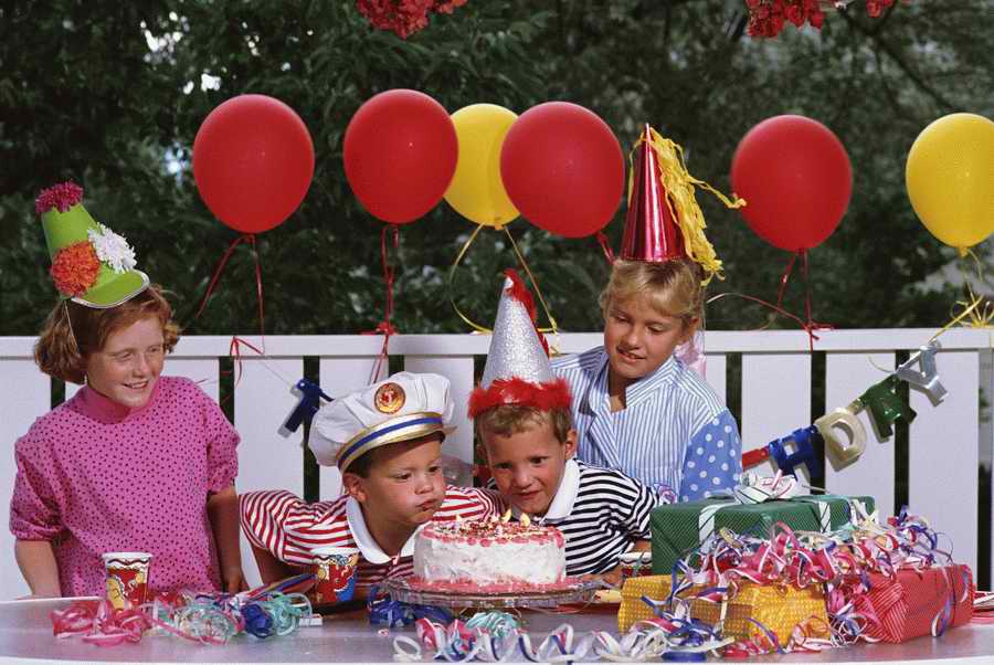 People & Lifestyles - Photodisc ></a>
<script language=JavaScript> 
  var txt = 