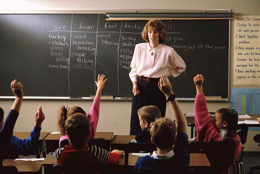 People & Lifestyles - Photodisc ></a>
<script language=JavaScript> 
  var txt = 