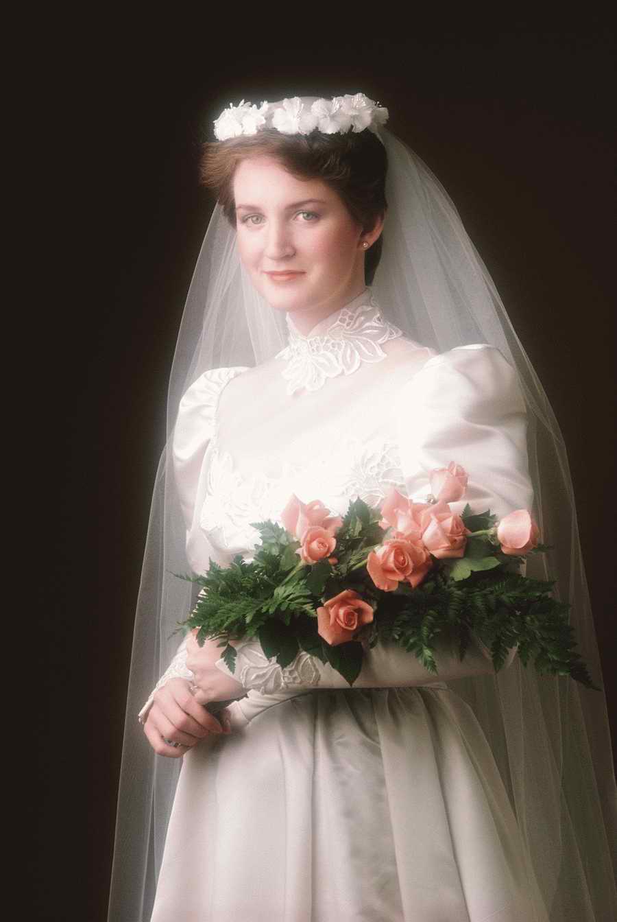 People & Lifestyles - Photodisc ></a>
<script language=JavaScript> 
  var txt = 