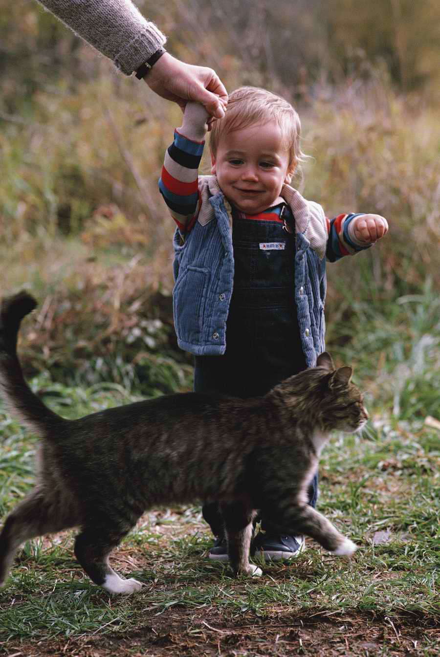 People & Lifestyles - Photodisc ></a>
<script language=JavaScript> 
  var txt = 