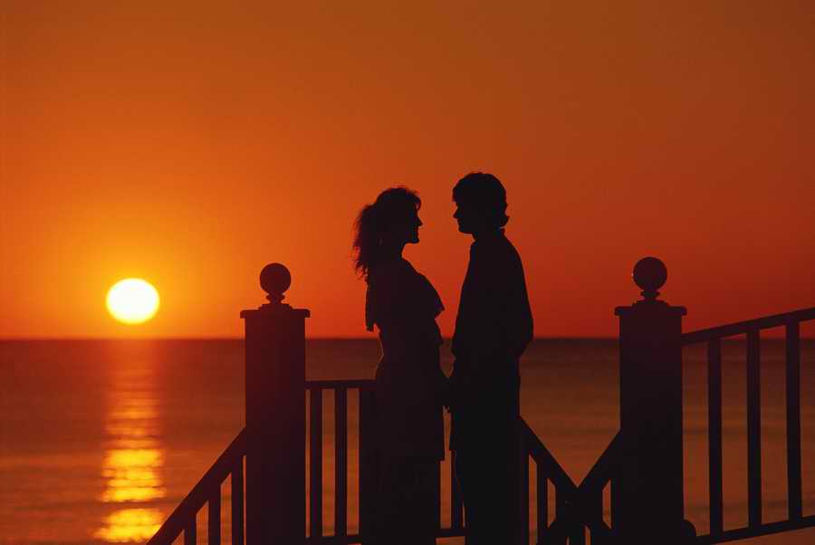 People & Lifestyles - Photodisc ></a>
<script language=JavaScript> 
  var txt = 