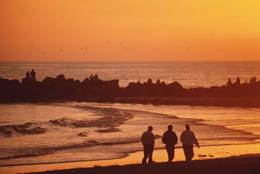 People & Lifestyles - Photodisc ></a>
<script language=JavaScript> 
  var txt = 