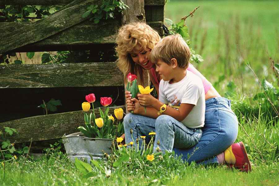 People & Lifestyles - Photodisc ></a>
<script language=JavaScript> 
  var txt = 