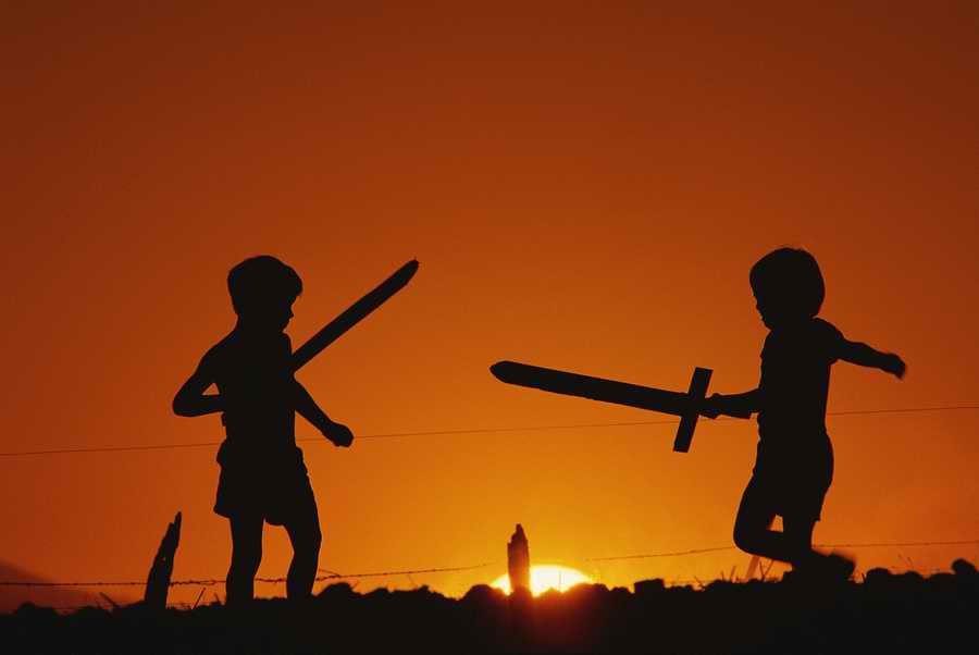 People & Lifestyles - Photodisc ></a>
<script language=JavaScript> 
  var txt = 