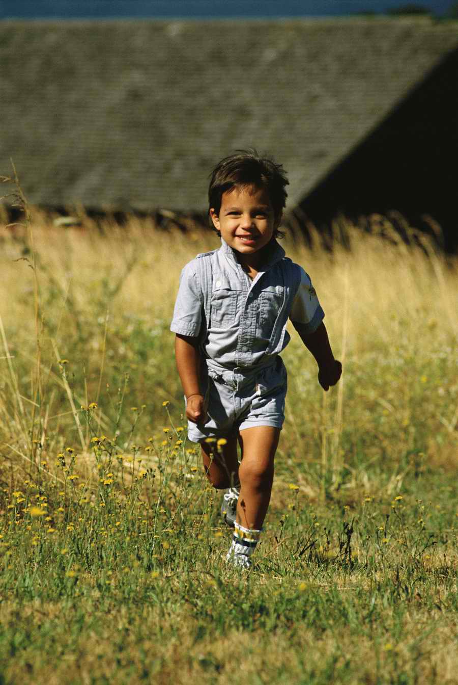 People & Lifestyles - Photodisc ></a>
<script language=JavaScript> 
  var txt = 