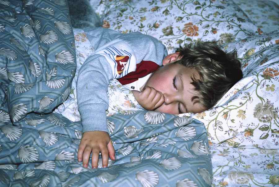 People & Lifestyles - Photodisc ></a>
<script language=JavaScript> 
  var txt = 