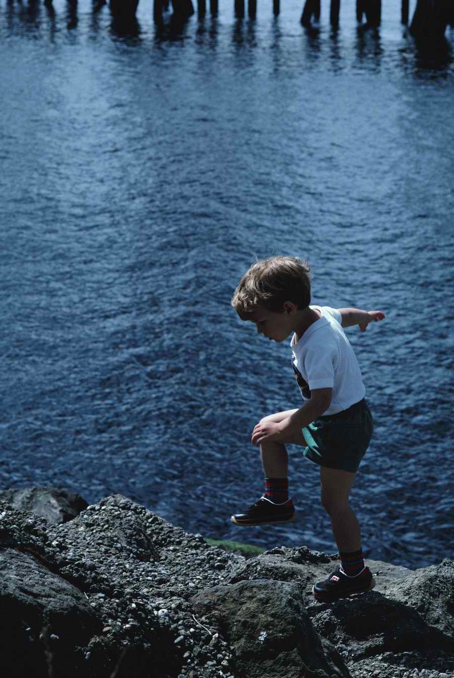 People & Lifestyles - Photodisc ></a>
<script language=JavaScript> 
  var txt = 