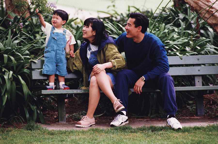 People, Lifestyles & Vacations - Photodisc ></a>
<script language=JavaScript> 
  var txt = 