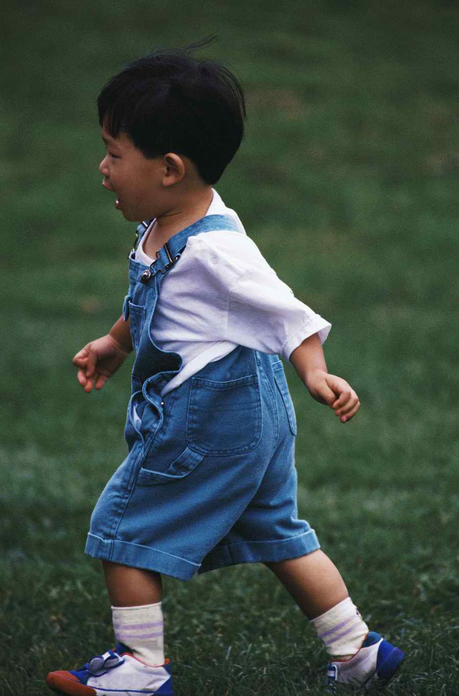 People, Lifestyles & Vacations - Photodisc ></a>
<script language=JavaScript> 
  var txt = 