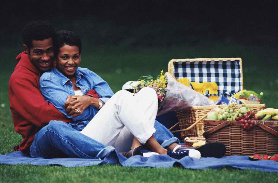 People, Lifestyles & Vacations - Photodisc ></a>
<script language=JavaScript> 
  var txt = 