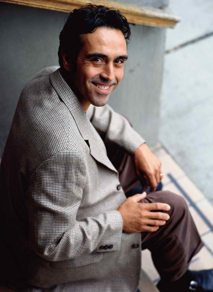 Portraits of Diversity - Photodisc ></a>
<script language=JavaScript> 
  var txt = 