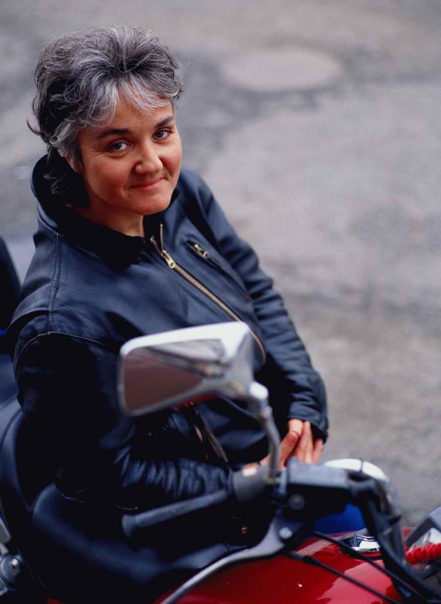 Portraits of Diversity - Photodisc ></a>
<script language=JavaScript> 
  var txt = 