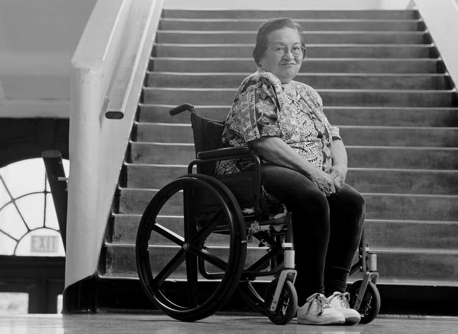 Portraits of Diversity - Photodisc ></a>
<script language=JavaScript> 
  var txt = 