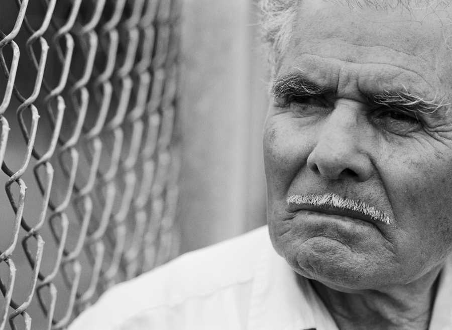 Portraits of Diversity - Photodisc ></a>
<script language=JavaScript> 
  var txt = 