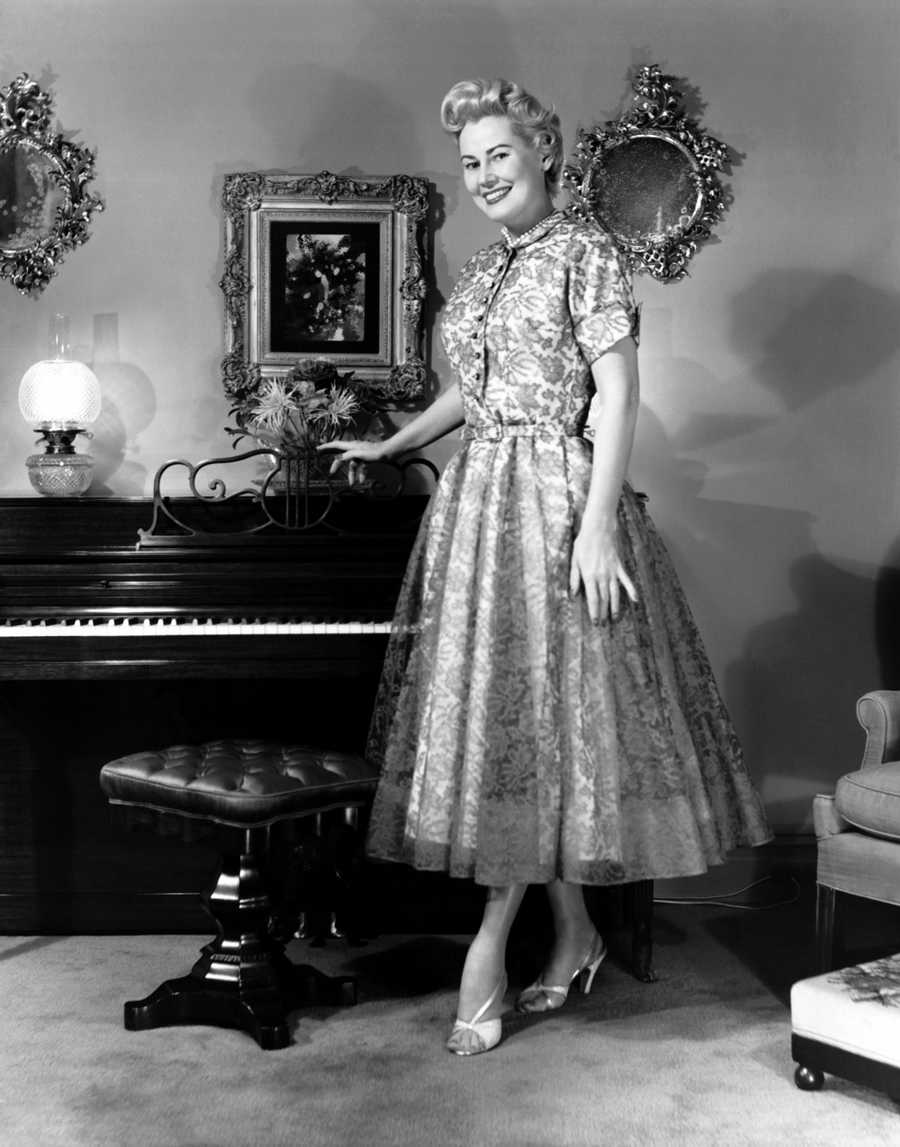 Retro Americana 2 - Photodisc ></a>
<script language=JavaScript> 
  var txt = 