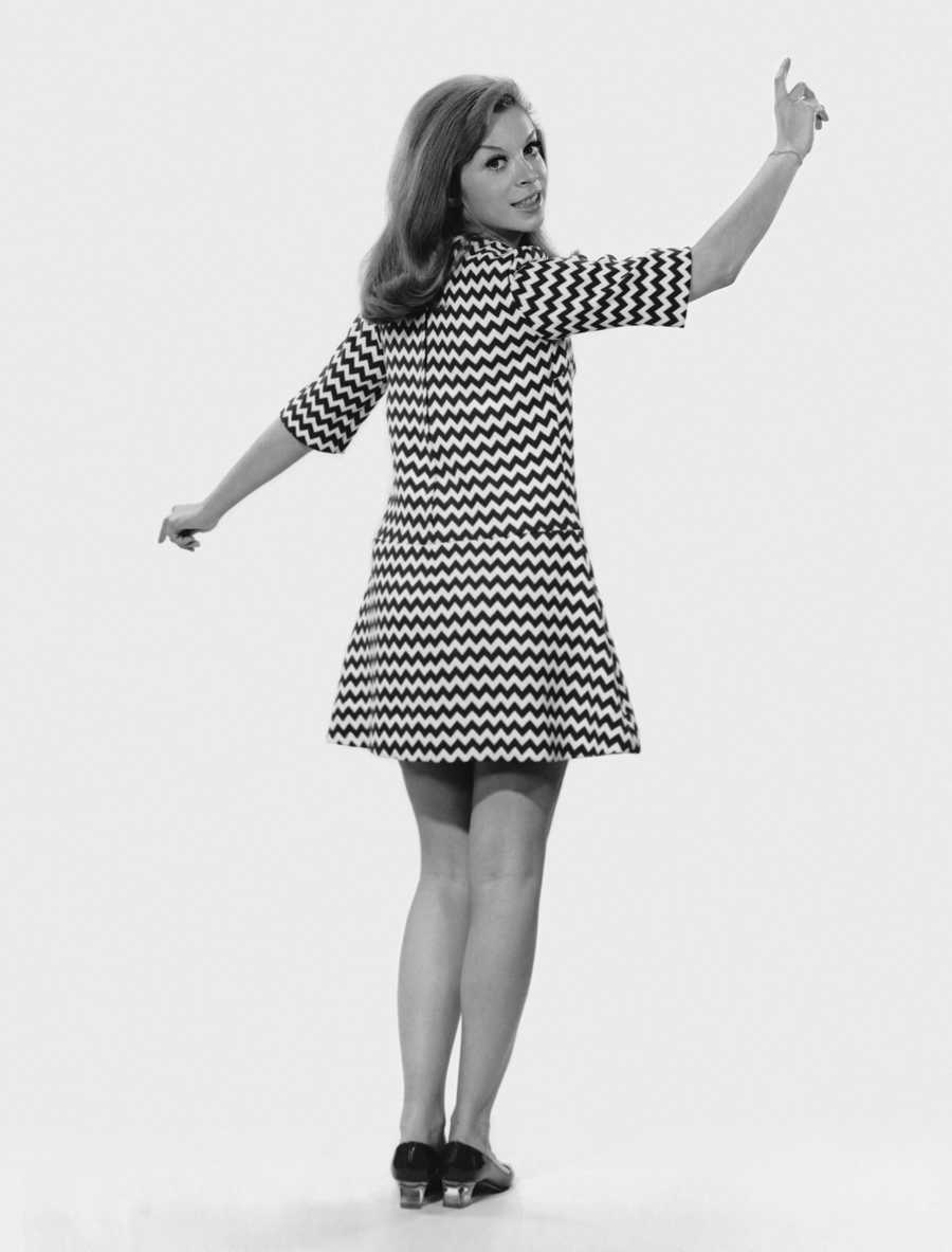 Retro Americana 2 - Photodisc ></a>
<script language=JavaScript> 
  var txt = 