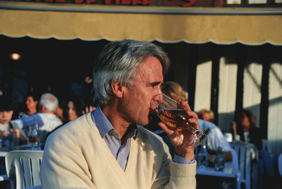 Retail, Shopping & Small Business - Photodisc ></a>
<script language=JavaScript> 
  var txt = 