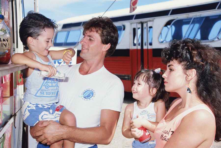 Retail, Shopping & Small Business - Photodisc ></a>
<script language=JavaScript> 
  var txt = 