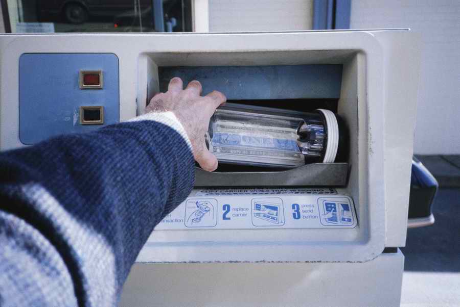 Retail, Shopping & Small Business - Photodisc ></a>
<script language=JavaScript> 
  var txt = 