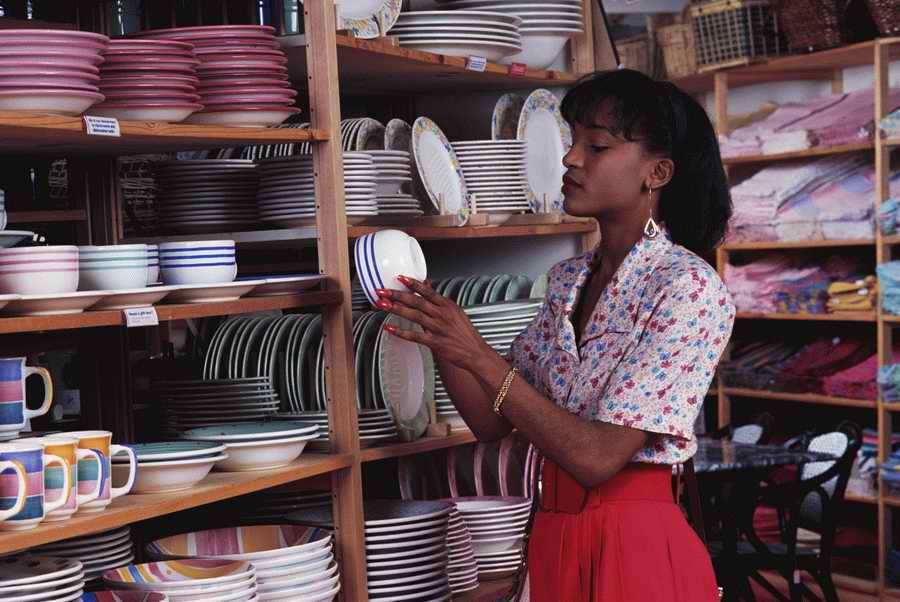 Retail, Shopping & Small Business - Photodisc ></a>
<script language=JavaScript> 
  var txt = 