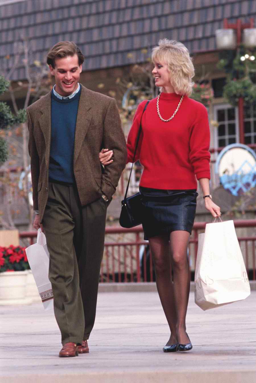 Retail, Shopping & Small Business - Photodisc ></a>
<script language=JavaScript> 
  var txt = 