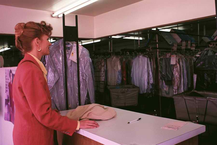 Retail, Shopping & Small Business - Photodisc ></a>
<script language=JavaScript> 
  var txt = 