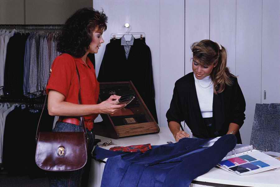 Retail, Shopping & Small Business - Photodisc ></a>
<script language=JavaScript> 
  var txt = 