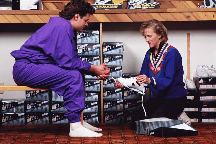 Retail, Shopping & Small Business - Photodisc ></a>
<script language=JavaScript> 
  var txt = 