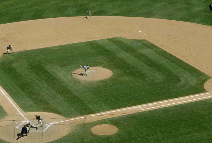Sports & Recreation - Photodisc ></a>
<script language=JavaScript> 
  var txt = 