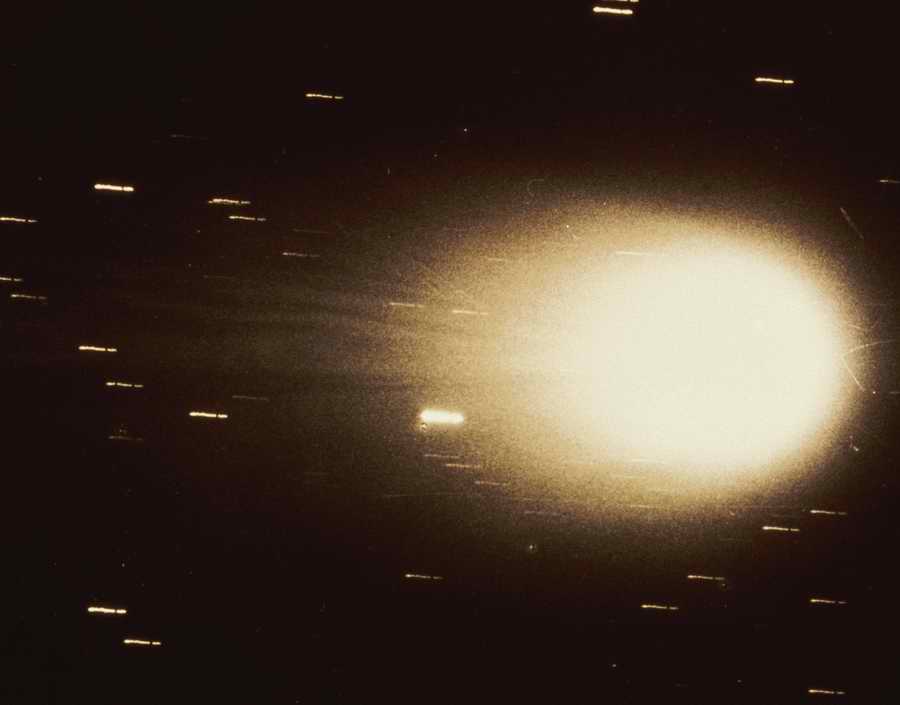 Spacescapes - Photodisc ></a>
<script language=JavaScript> 
  var txt = 
