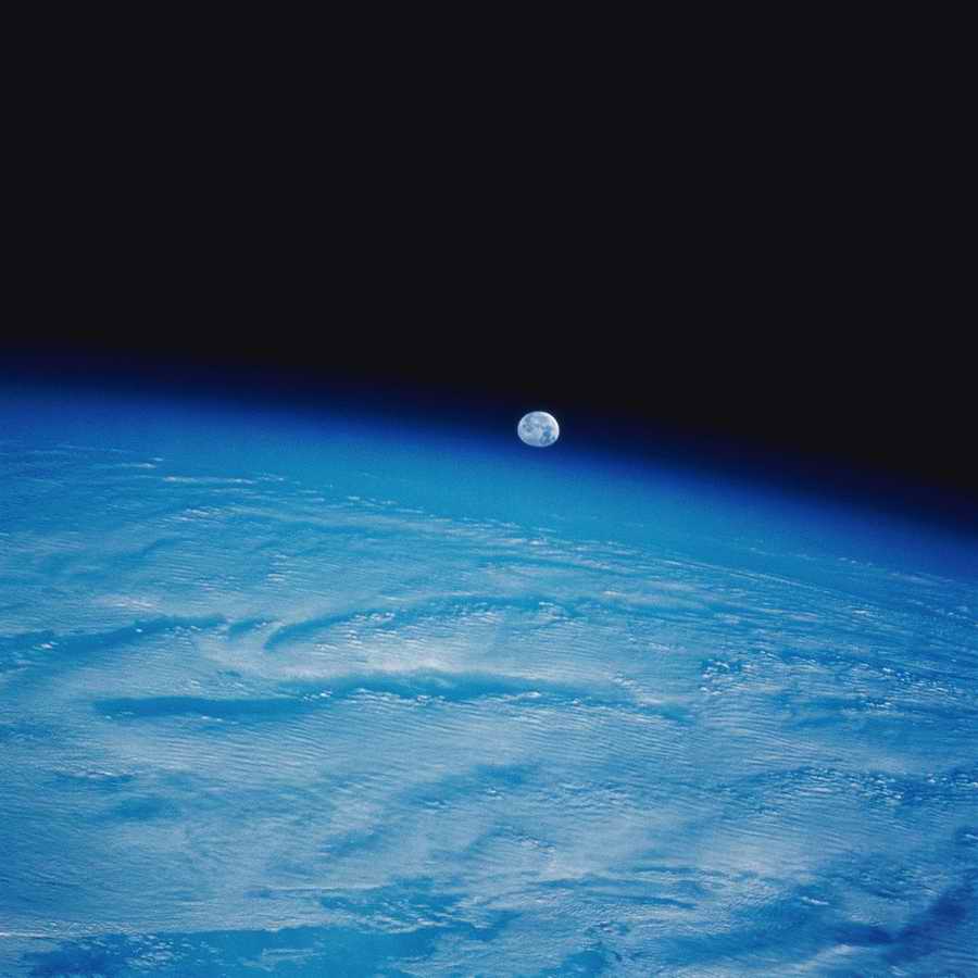 Spacescapes - Photodisc ></a>
<script language=JavaScript> 
  var txt = 