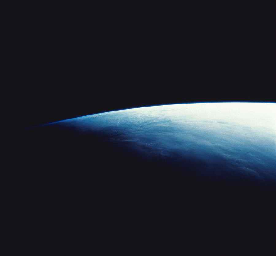 Spacescapes - Photodisc ></a>
<script language=JavaScript> 
  var txt = 