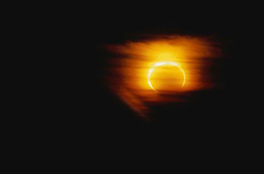 Spacescapes - Photodisc ></a>
<script language=JavaScript> 
  var txt = 