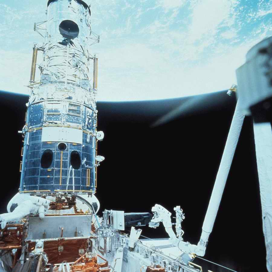 Spacescapes - Photodisc ></a>
<script language=JavaScript> 
  var txt = 