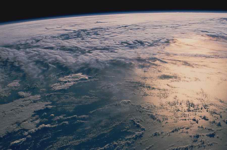 Spacescapes - Photodisc ></a>
<script language=JavaScript> 
  var txt = 