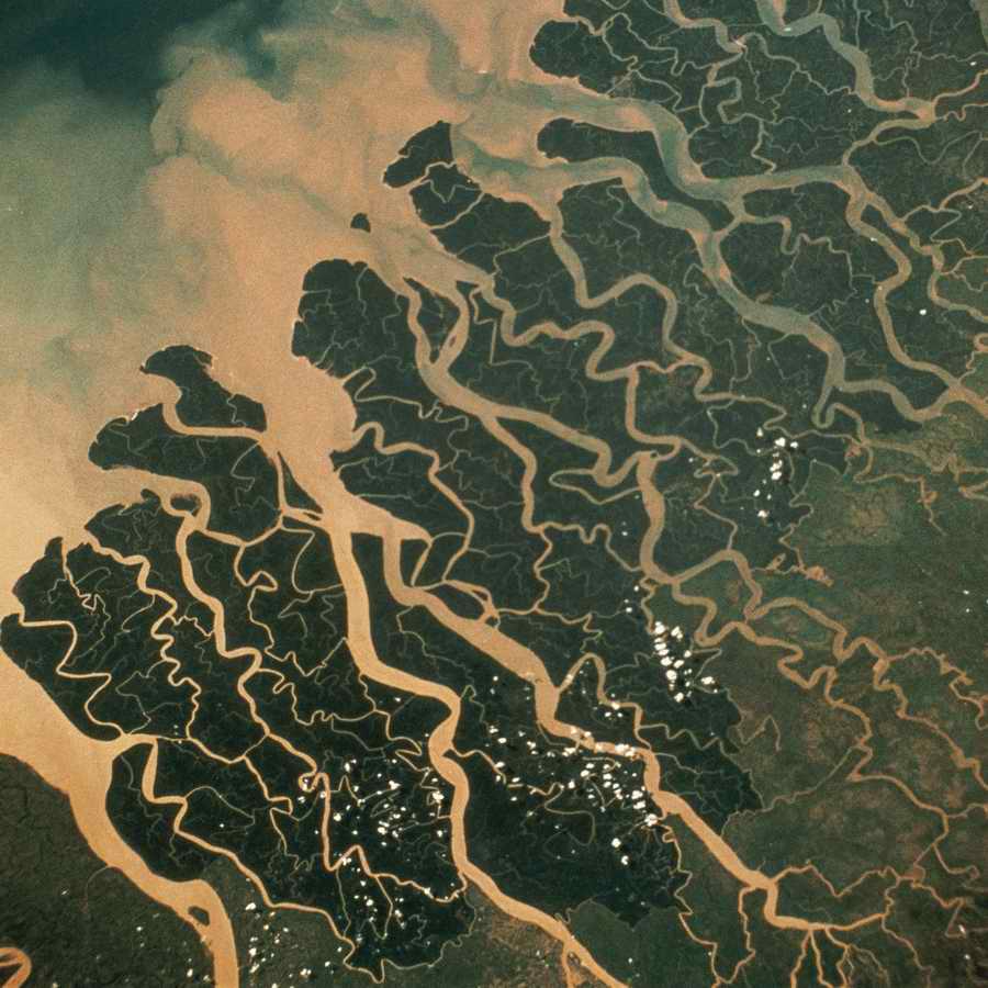 Spacescapes - Photodisc ></a>
<script language=JavaScript> 
  var txt = 