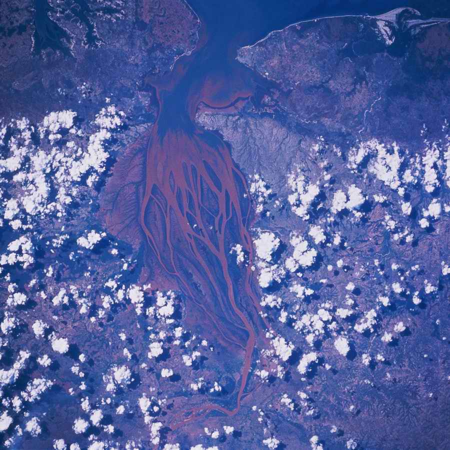 Spacescapes - Photodisc ></a>
<script language=JavaScript> 
  var txt = 