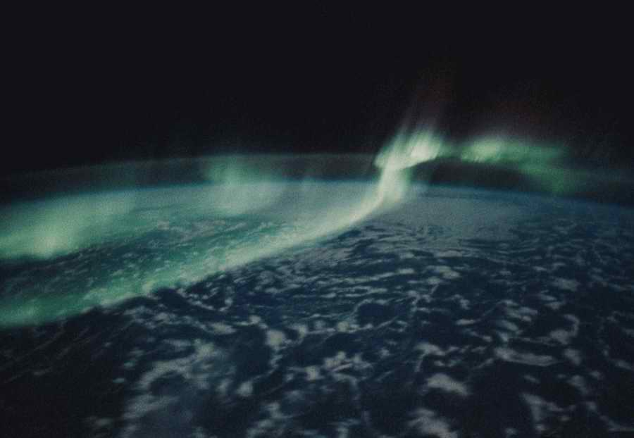 Spacescapes - Photodisc ></a>
<script language=JavaScript> 
  var txt = 