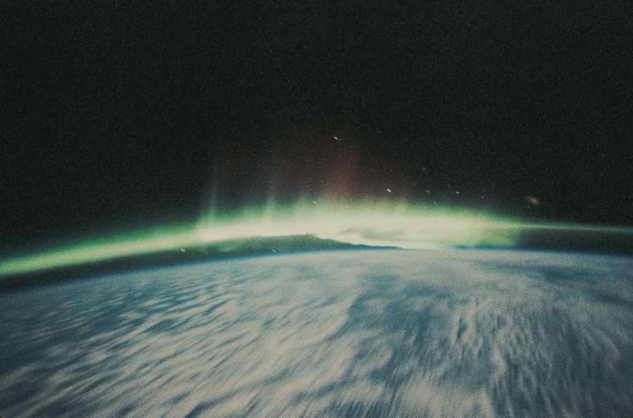 Spacescapes - Photodisc ></a>
<script language=JavaScript> 
  var txt = 