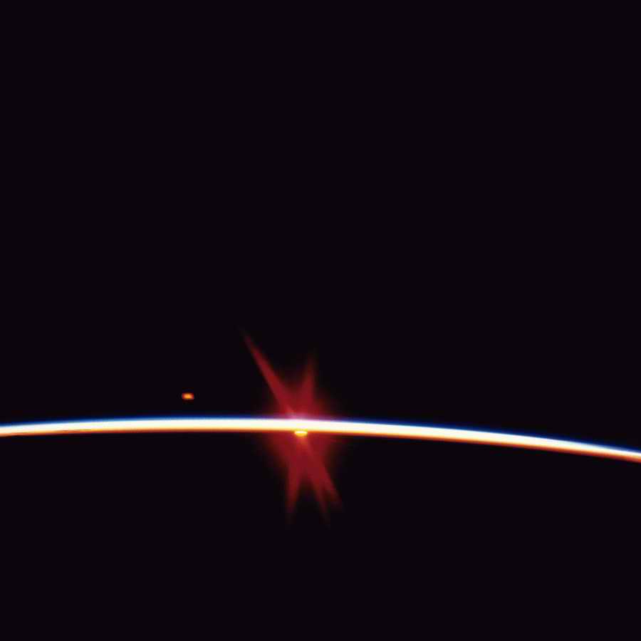 Spacescapes - Photodisc ></a>
<script language=JavaScript> 
  var txt = 