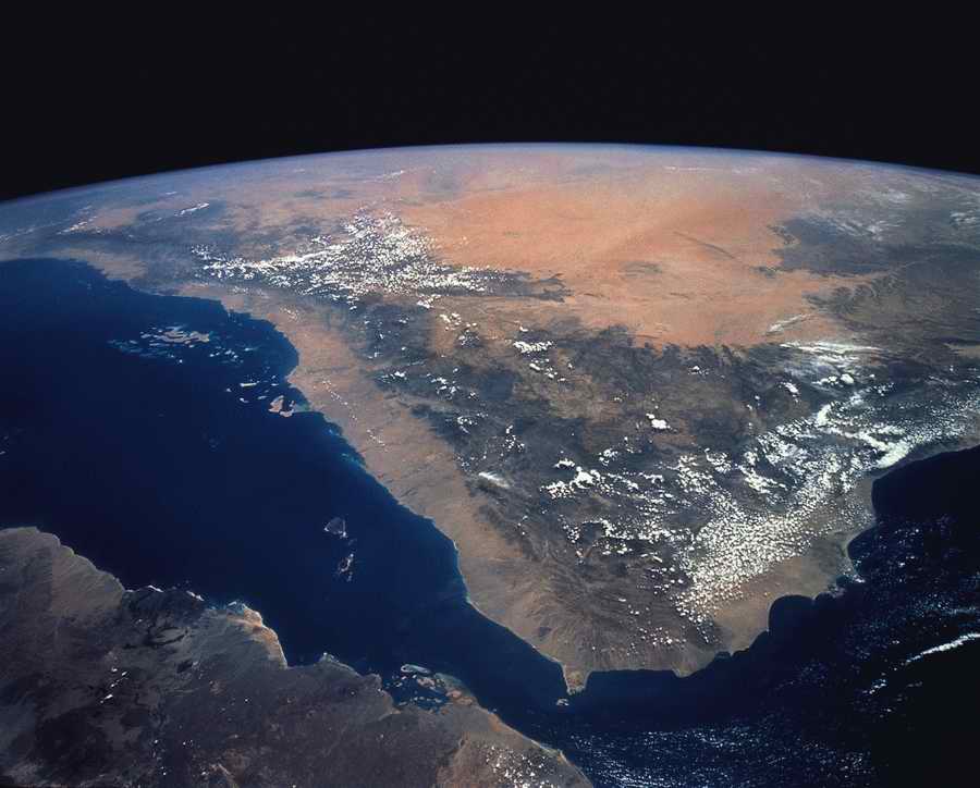 Spacescapes - Photodisc ></a>
<script language=JavaScript> 
  var txt = 