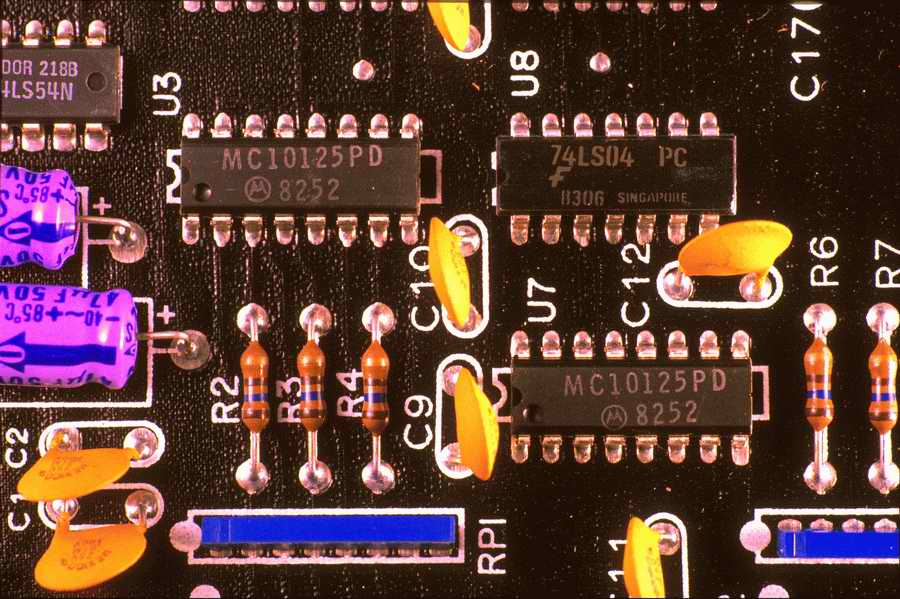 Science, Technology & Medicine - Photodisc ></a>
<script language=JavaScript> 
  var txt = 