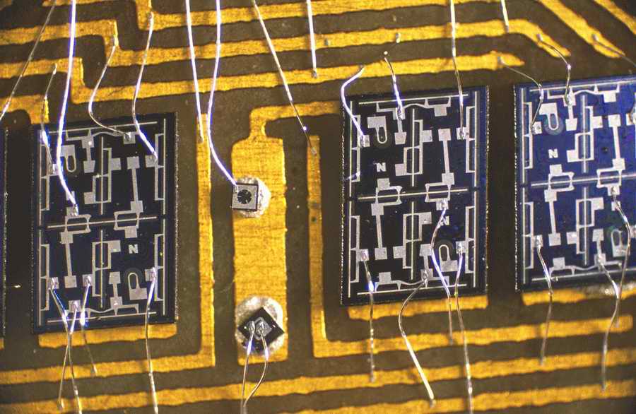 Science, Technology & Medicine - Photodisc ></a>
<script language=JavaScript> 
  var txt = 