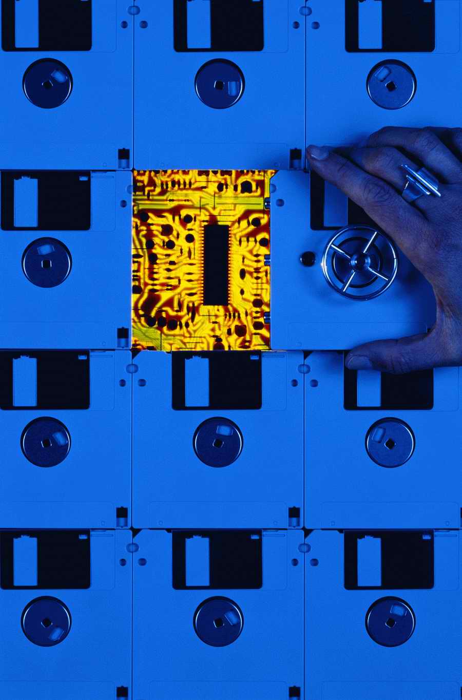 Science, Technology & Medicine 2 - Photodisc ></a>
<script language=JavaScript> 
  var txt = 