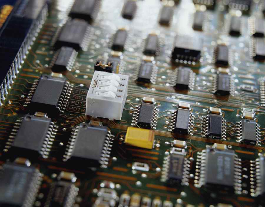 Science, Technology & Medicine 2 - Photodisc ></a>
<script language=JavaScript> 
  var txt = 